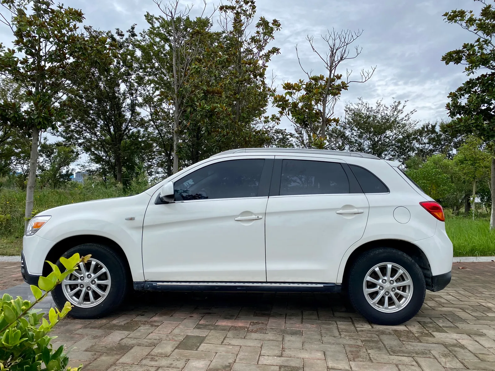 Mitsubishi ASX 2013 2.0L CVT 2WD Elite