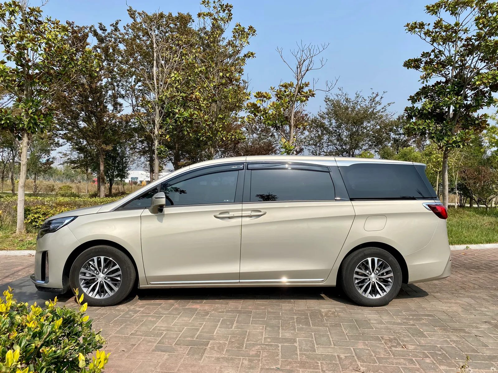 Buick GL8 2023 ES Luzun Comfort