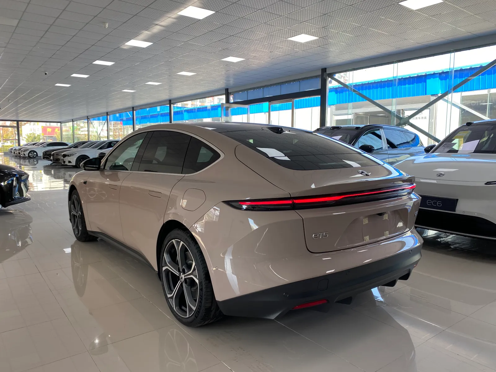 NIO ET5 2024 75kWh