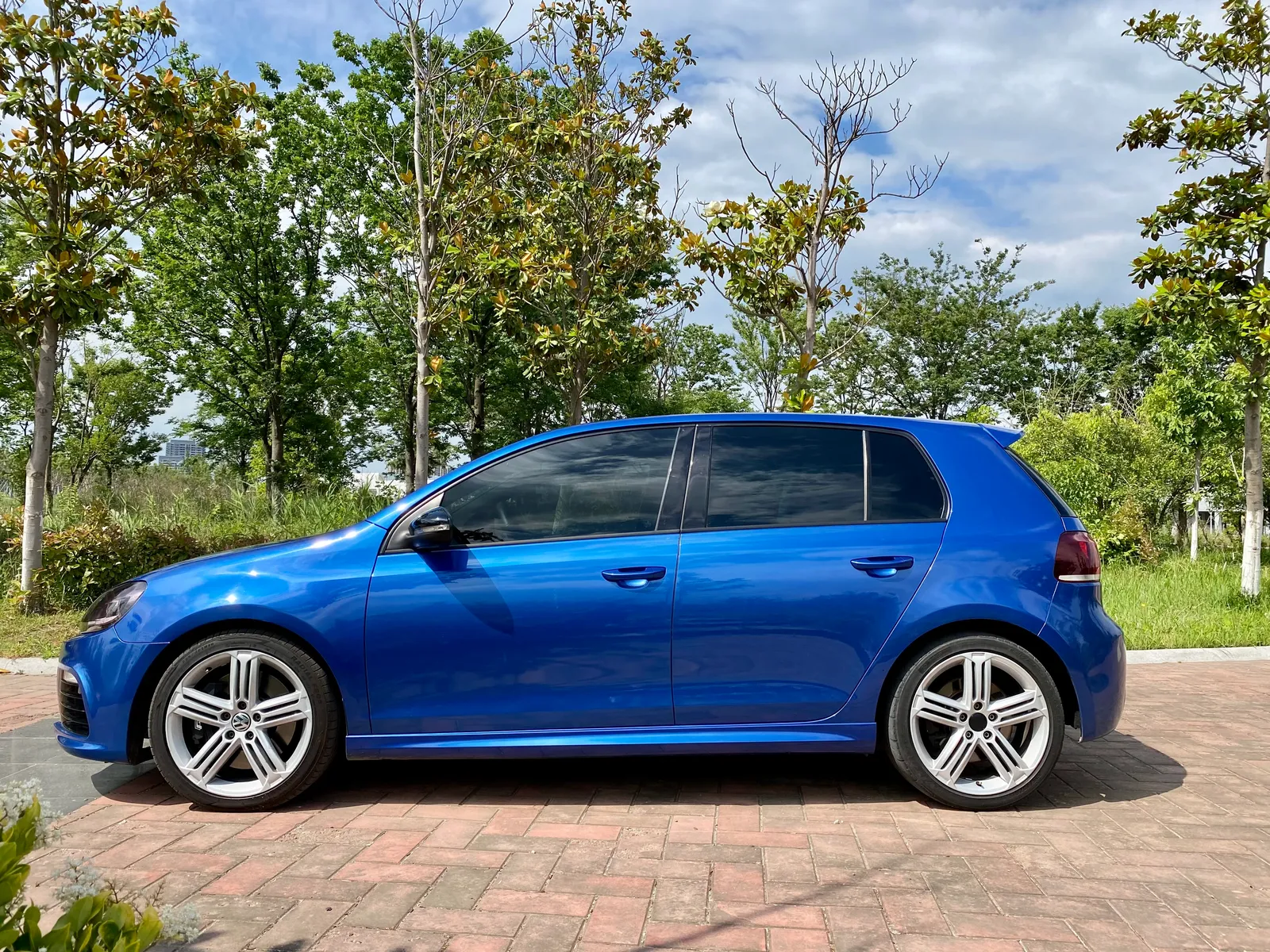 Volkswagen Golf R (Import) 2011 2.0TSI R
