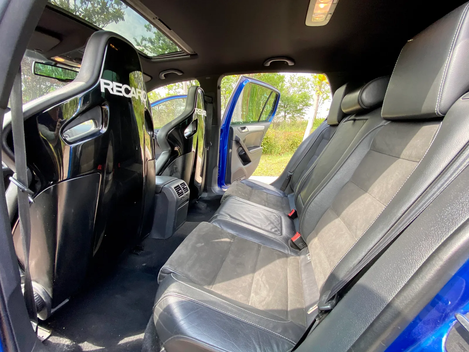 Volkswagen Golf R (Import) 2011 2.0TSI R