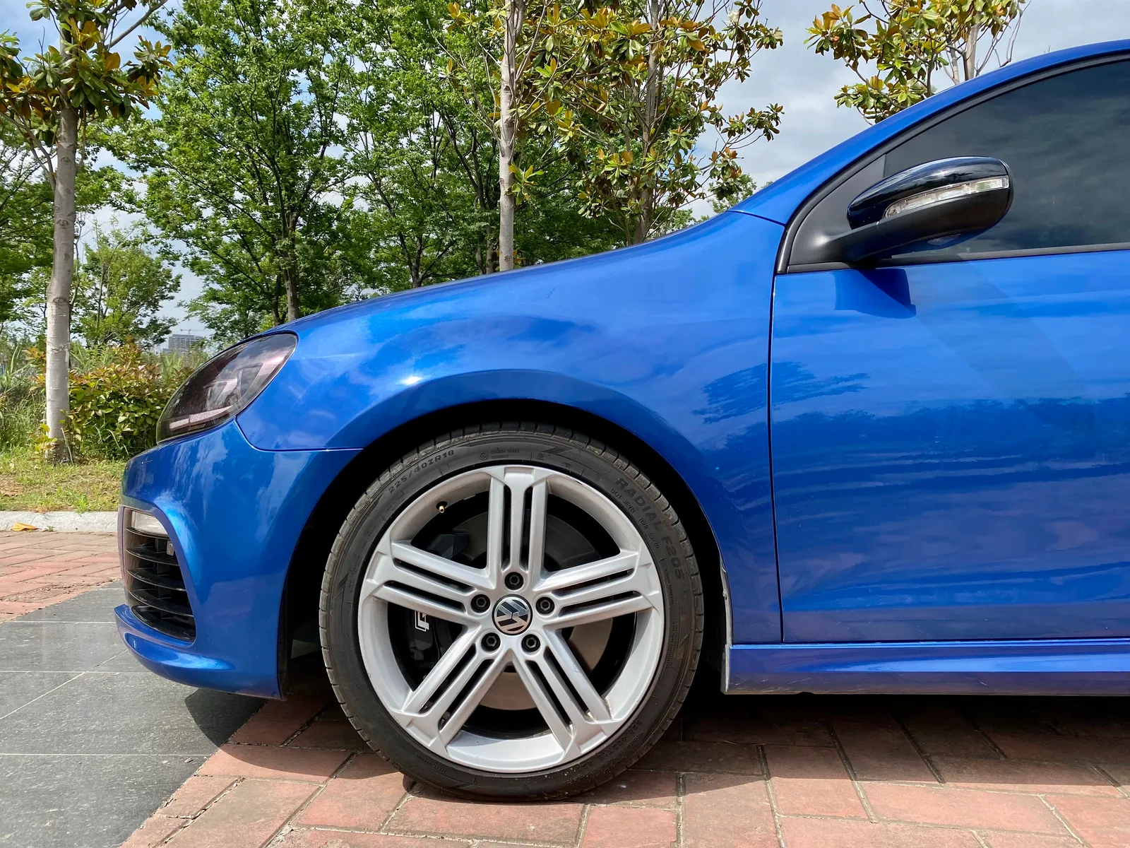 Volkswagen Golf R (Import) 2011 2.0TSI R