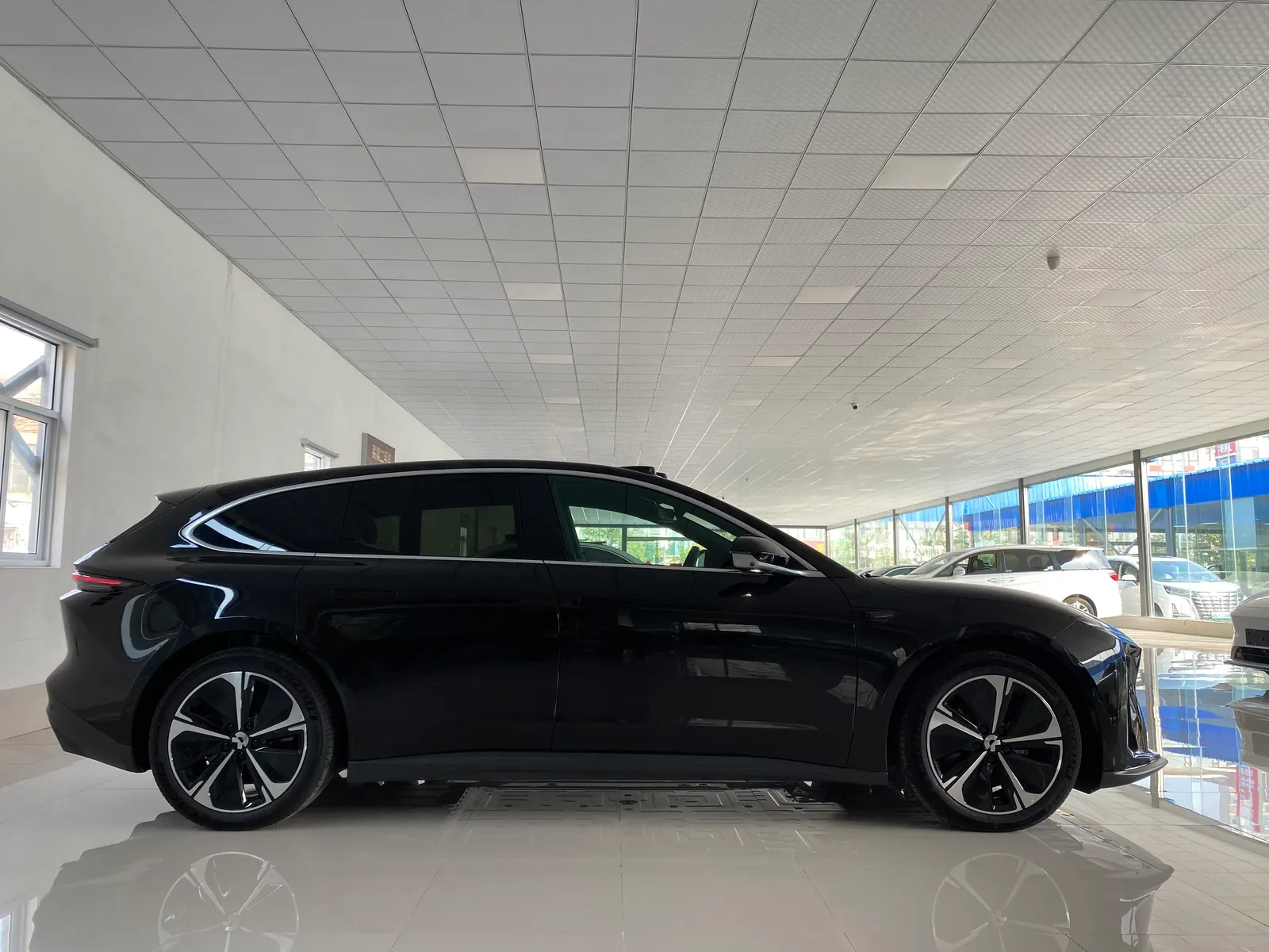 NIO ET5T 2024 75kWh Touring