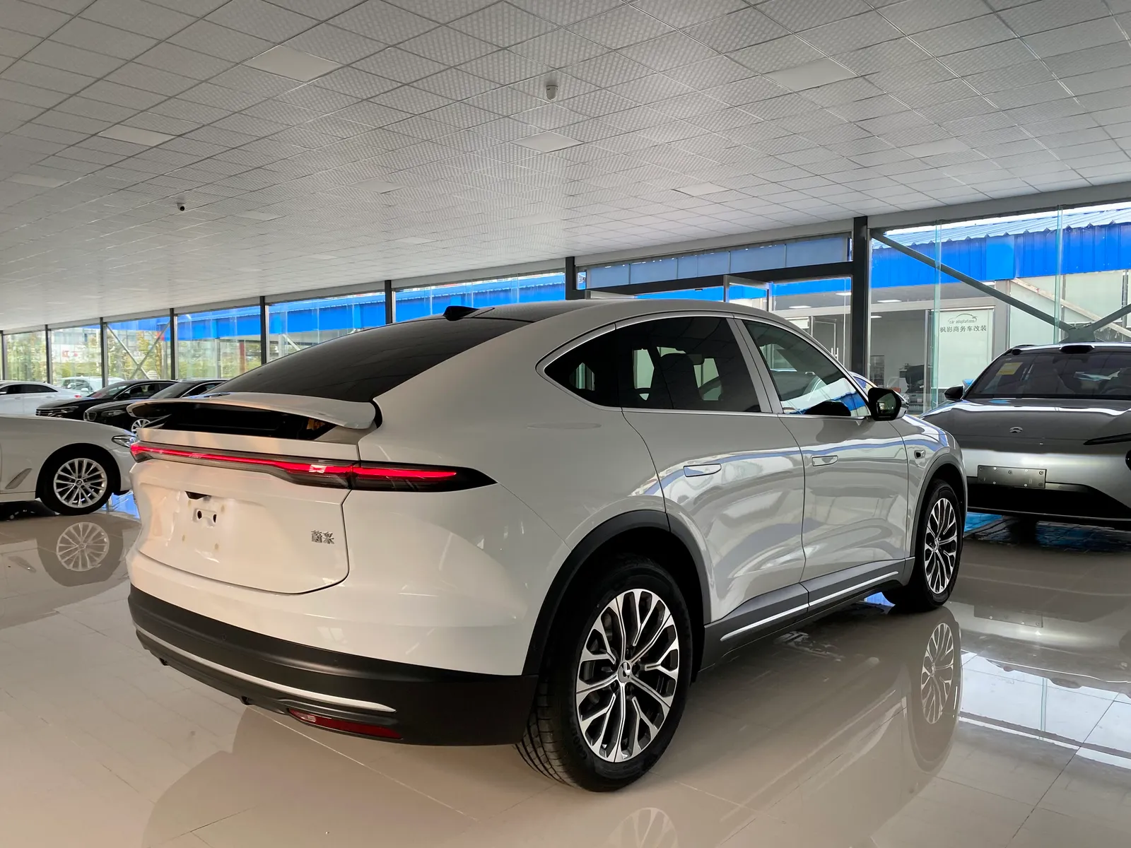 NIO EC6 2024 75kWh