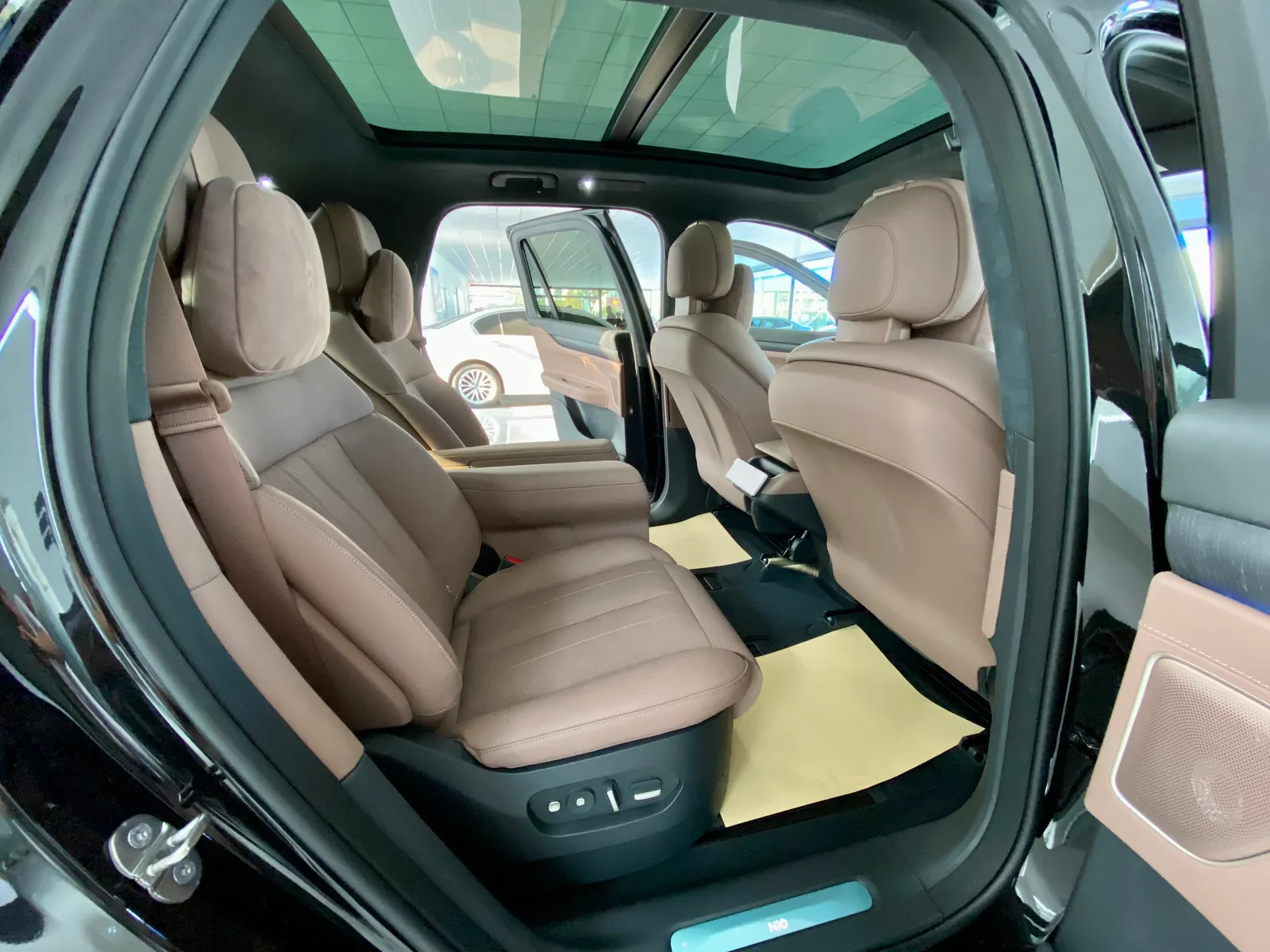 NIO ES8 2024 75kWh