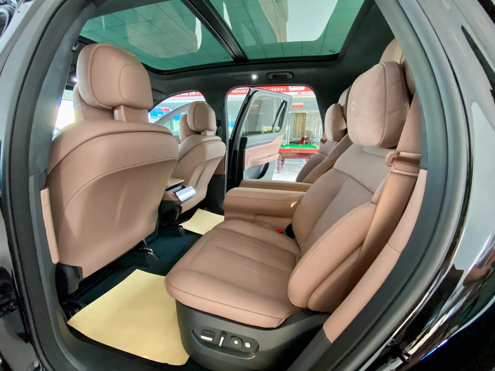 NIO ES8 2024 75kWh