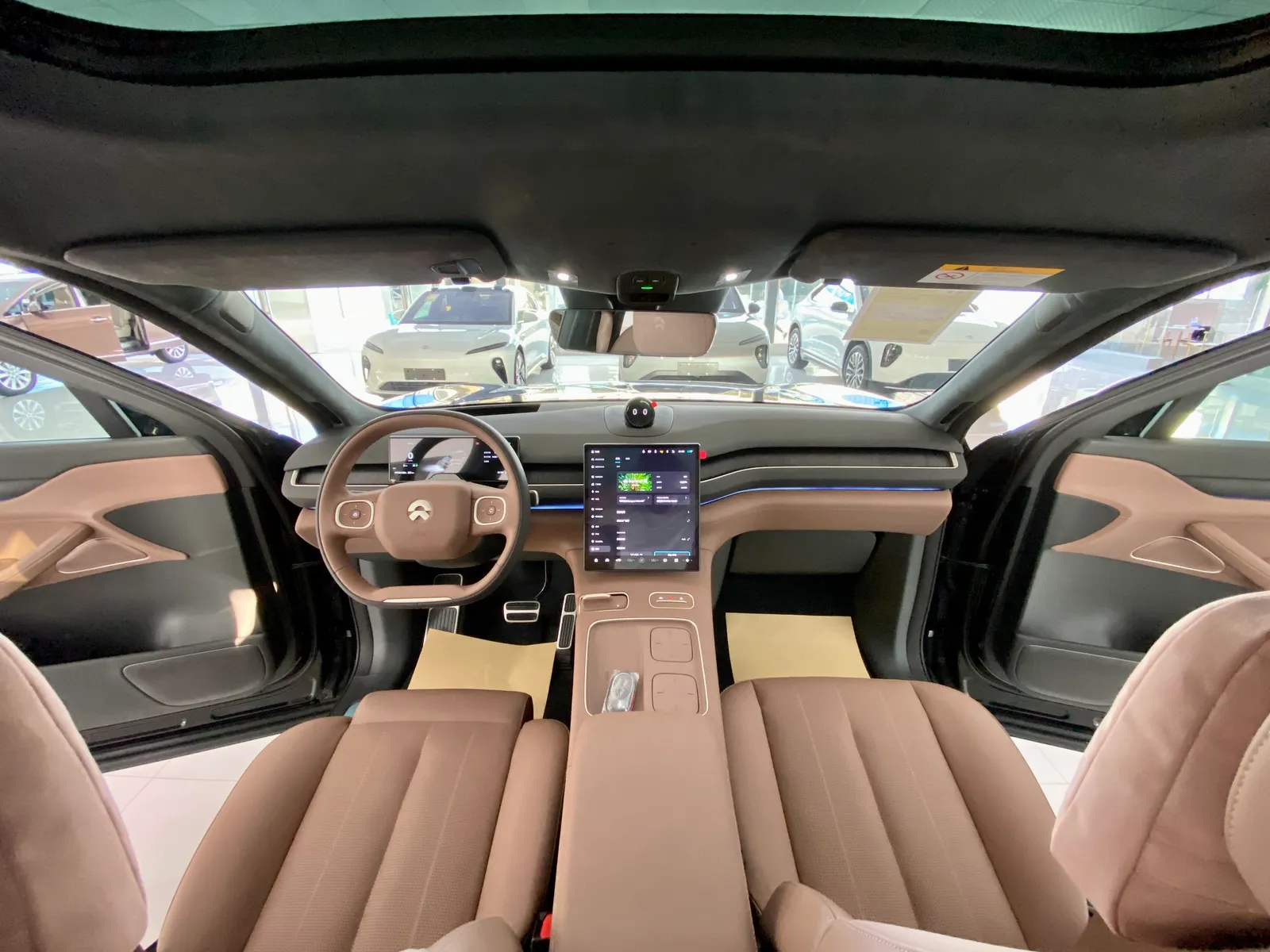 NIO ES8 2024 75kWh